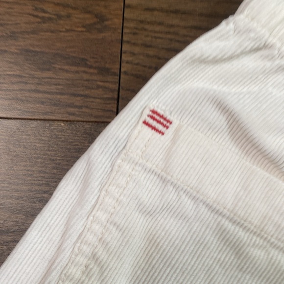 White BDG corduroy shorts - Picture 2 of 3